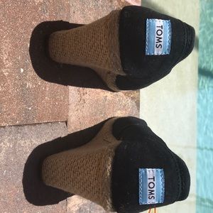 Toms wedges